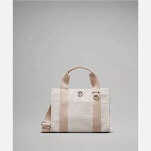 NWT Lululemon Two-Tone Canvas Mini Tote Bag 4.5L Mojave Tan & Light Ivory